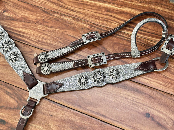 Silver Chunky Glitter with Round Conchos