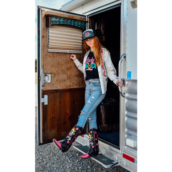 Lucky Chuck Logo Tee - Women's Relaxed Fit