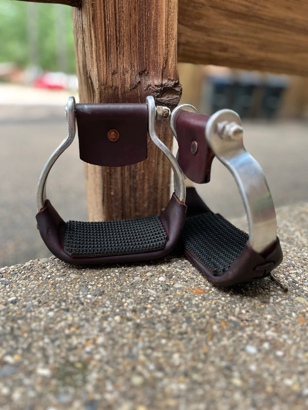 Circle Y 3" Rubber Grip Alum Barrel Racing Stirrups