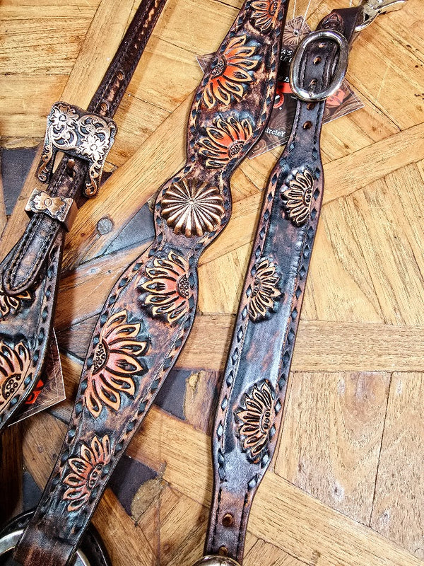 Circle Y Vintage Sunflower One Eared Tack and Spur Set