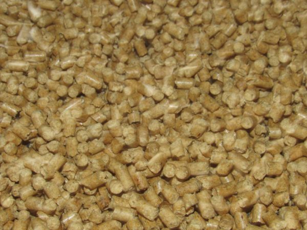 SWELLING PELLETS ON SHAVINGS