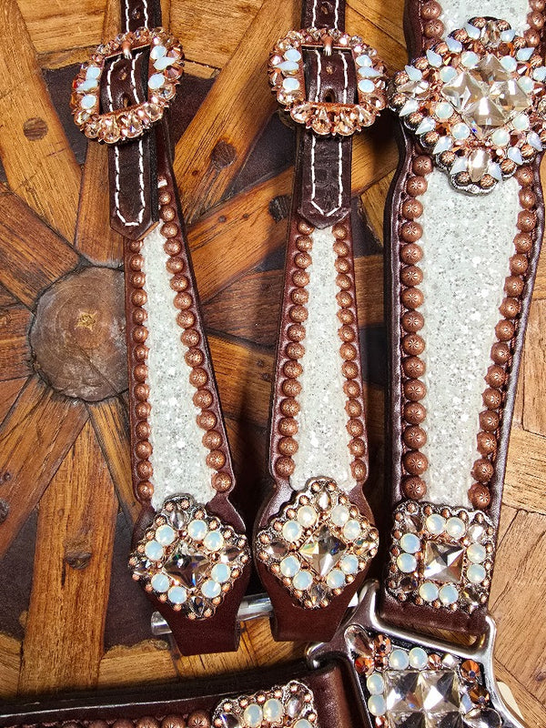 Rockin Wilson Chunky White Glitter with Large Center Diamond Concho